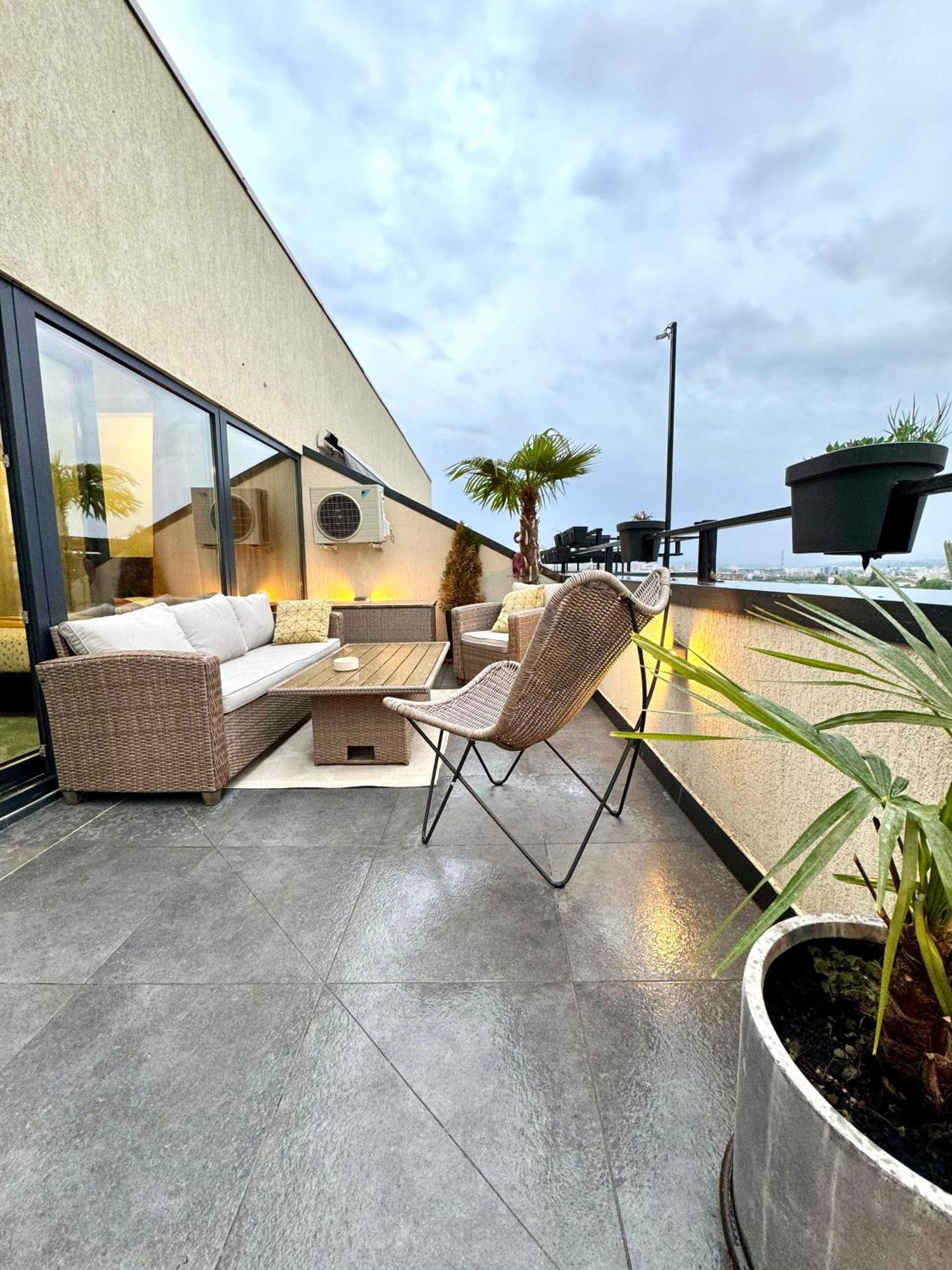 Penthouse Exclusive View , Iasi Apartment Exterior photo