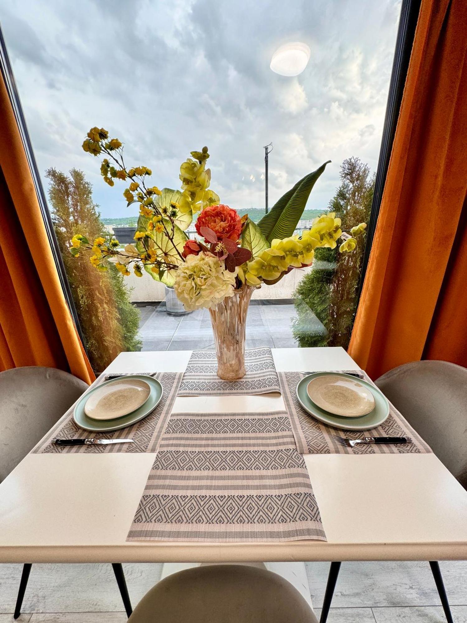 Penthouse Exclusive View , Iasi Apartment Exterior photo