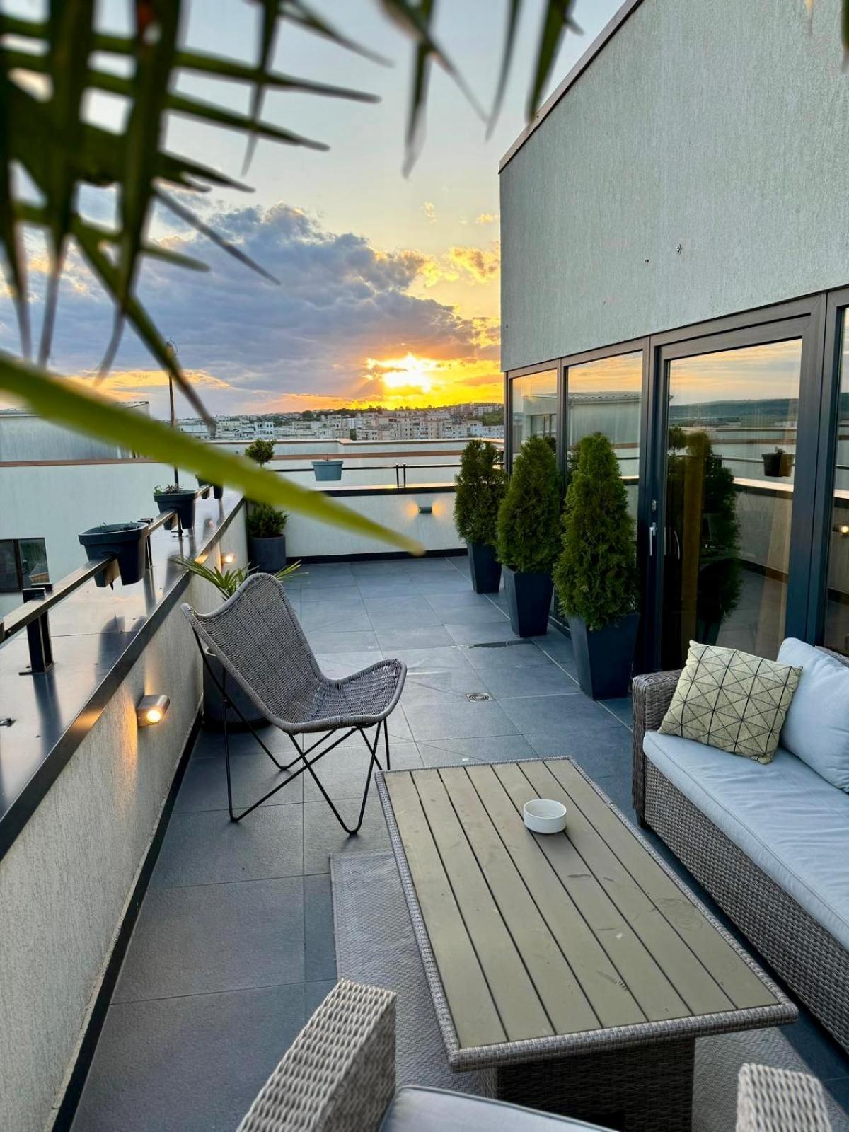 Penthouse Exclusive View , Iasi Apartment Exterior photo